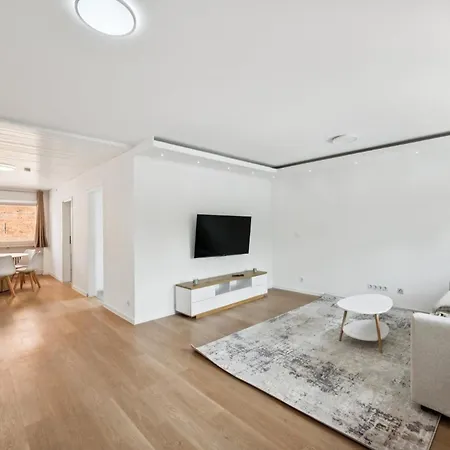 Ramoni Weintraube Apartment *